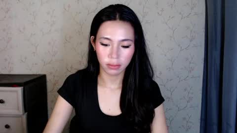 Snapshot of yourdreamgirlgwen chatting on July 2026 06:11:01 PM GWENI online show from July 2026 06:11:01 PM