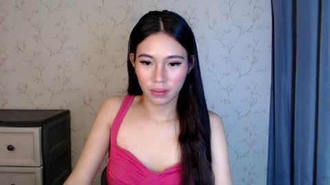 Snapshot of yourdreamgirlgwen chatting on July 2026 03:08:02 PM GWENI online show from July 2026 03:08:02 PM