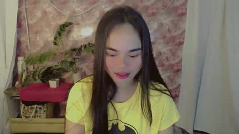 Snapshot of yourdreamgirljenelyn chatting on May 2026 03:04:02 AM Alice online show from May 2026 03:04:02 AM