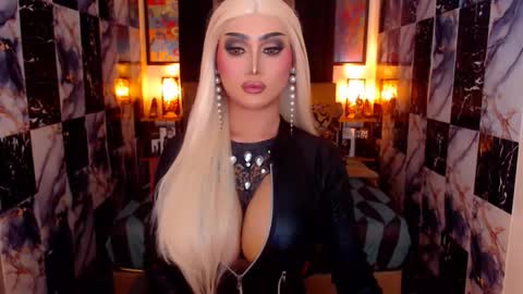 Snapshot of yourdreampinayx chatting on November 2025 06:10:01 PM Kath Harper online show from November 2025 06:10:01 PM