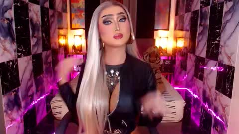 Snapshot of yourdreampinayx chatting on November 2025 09:54:02 AM Kath Harper online show from November 2025 09:54:02 AM