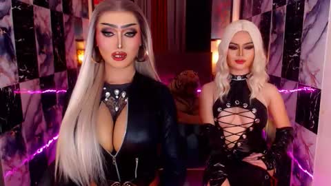 Snapshot of yourdreampinayx chatting on December 2025 12:52:02 AM Kath Harper online show from December 2025 12:52:02 AM