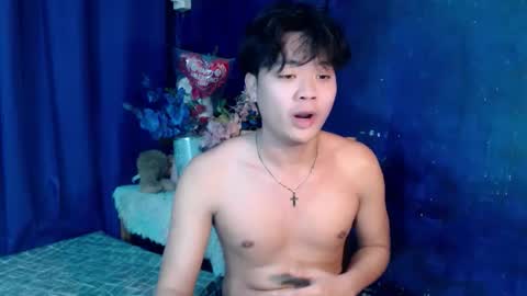 Snapshot of youre_naughtyboy chatting on November 2025 06:27:01 AM NaughtyBoy online show from November 2025 06:27:01 AM