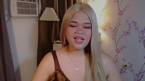 Jessica online show from December 2025 02:24:01 PM