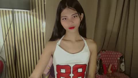 Vivian online show from February 2026 08:34:02 PM