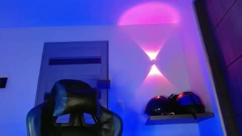 Snapshot of yourfavorite_bigclit chatting on April 2026 09:19:02 AM yourfavorite_bigclit online show from April 2026 09:19:02 AM