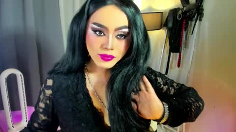  not into STINGY and CHEAP people online show from November 2025 11:25:02 PM