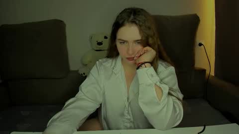 yourgem__ online show from March 2026 02:06:02 PM