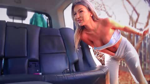 Snapshot of yourguiltypassionn chatting on October 2025 09:54:02 AM yourguiltypassion online show from October 2025 09:54:02 AM