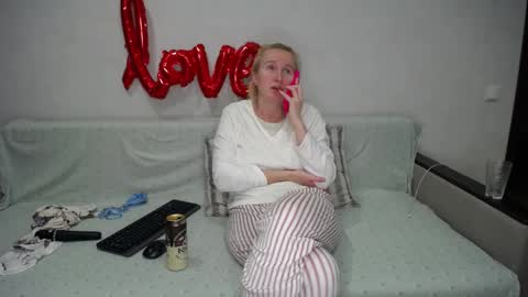 Iamyourdream online show from March 2025 10:31:02 PM