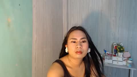 Mauie  online show from May 2026 10:50:03 PM