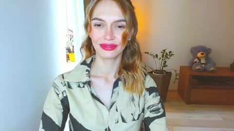 Snapshot of yourladysunshine chatting on May 2026 07:50:01 AM Ksyusha online show from May 2026 07:50:01 AM