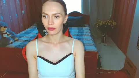 Snapshot of yourladysunshine chatting on June 2026 09:07:02 AM Ksyusha online show from June 2026 09:07:02 AM