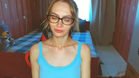 Snapshot of yourladysunshine chatting on June 2026 06:25:02 AM Ksyusha online show from June 2026 06:25:02 AM