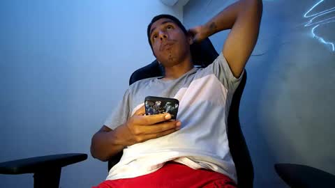 Your Latin Mamba online show from October 2025 05:07:01 AM