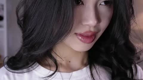 Snapshot of yourlittlesunrise_ chatting on May 2026 04:29:02 AM yourlittlesunrise_ online show from May 2026 04:29:02 AM