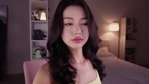 Snapshot of yourlittlesunrise_ chatting on June 2026 04:59:02 AM yourlittlesunrise_ online show from June 2026 04:59:02 AM