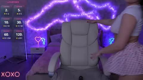 L O L A online show from March 2025 10:02:01 AM