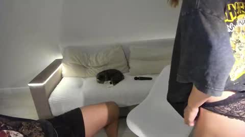 AJ online show from March 2026 04:18:01 AM