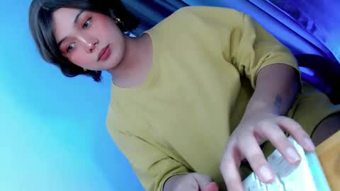 Snapshot of yourlovingpearl chatting on May 2026 11:18:02 AM PEARL online show from May 2026 11:18:02 AM