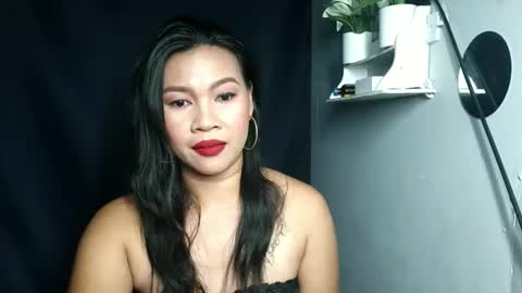 yourmaryflor online show from November 2025 01:35:02 PM