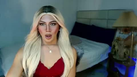 Snapshot of yournightmare_chloe chatting on December 2025 04:46:02 PM Chloe online show from December 2025 04:46:02 PM