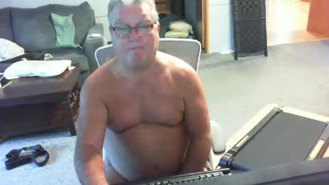 yourpoppi55 online show from July 2026 12:42:02 PM