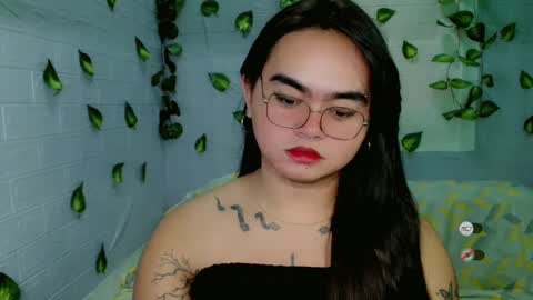 Snapshot of yourprincessthea chatting on February 2025 07:09:02 AM yourprincessthea online show from February 2025 07:09:02 AM