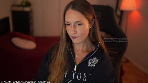 Anastasia online show from September 2025 07:15:02 PM