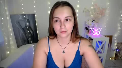 Snapshot of yours_piece_of_happiness_ chatting on July 2026 05:46:02 AM Happy online show from July 2026 05:46:02 AM