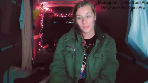 Snapshot of yoursecretgirlfriend963 chatting on December 2024 02:25:02 AM AsiaGoesPro - On All Socials online show from December 2024 02:25:02 AM