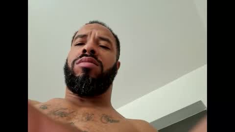 Snapshot of yoursexydaddy79 chatting on October 2025 03:18:01 PM mother fucker online show from October 2025 03:18:01 PM