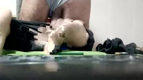 Mark online show from November 2025 04:07:01 PM