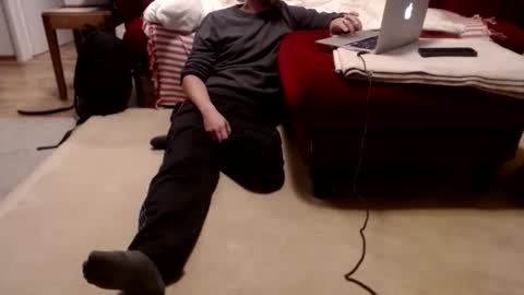 yourslav39119 online show from November 2025 06:24:02 PM