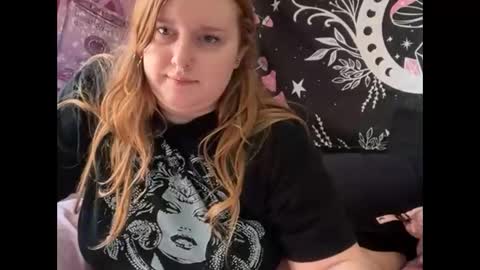 yourthickgingergoddess online show from November 2025 04:06:02 PM