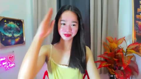 yourtinybunny online show from April 2026 10:57:02 AM