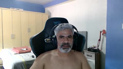 yourtoytoyoumaster3 online show from November 2025 02:42:01 PM