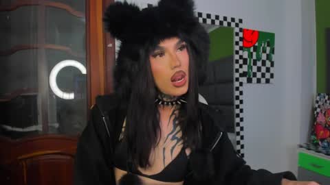 Snapshot of yourvirtualgirlfriennd chatting on October 2025 06:10:02 AM GI online show from October 2025 06:10:02 AM