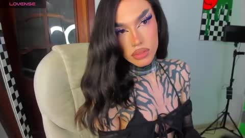 Snapshot of yourvirtualgirlfriennd chatting on October 2025 07:52:01 AM GI online show from October 2025 07:52:01 AM