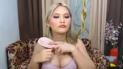 Snapshot of youungsextdeity chatting on July 2026 10:52:02 AM cathy online show from July 2026 10:52:02 AM