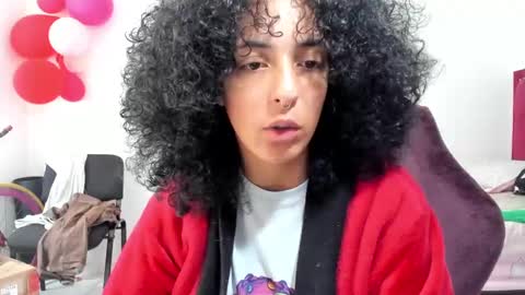 Snapshot of youwishtobeme chatting on February 2025 08:26:01 PM elizabeth ju online show from February 2025 08:26:01 PM