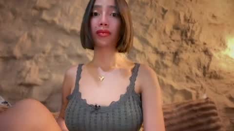 Snapshot of yowginethegreat chatting on May 2026 10:12:02 AM YowgineTheGreat online show from May 2026 10:12:02 AM