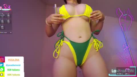 Snapshot of yssadiamonds chatting on July 2026 10:45:01 PM yssadiamonds online show from July 2026 10:45:01 PM