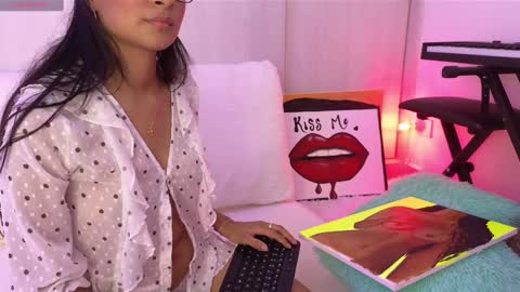 Snapshot of yues0506 chatting on January 2025 03:22:01 AM Yurani online show from January 2025 03:22:01 AM