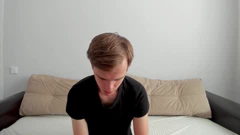 Snapshot of yueslang chatting on September 2025 11:12:02 AM Yue Lang and Samm online show from September 2025 11:12:02 AM