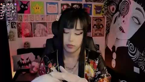    rawr   Anne Independent model      online show from October 2025 08:22:02 PM