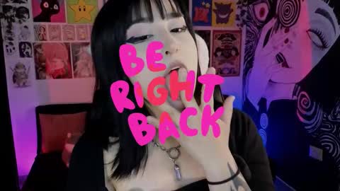    rawr   Anne Independent model      online show from December 2025 05:50:01 PM