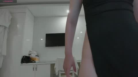 Yuki online show from April 2026 11:05:02 AM