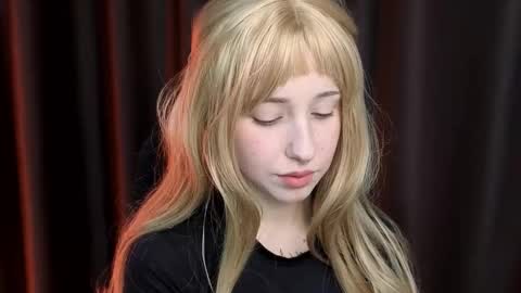 Misa online show from December 2025 04:02:01 PM