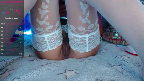 Snapshot of yuli_ya chatting on September 2025 10:28:01 AM Sweet Pussy online show from September 2025 10:28:01 AM